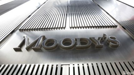 Moody's понизило прогноз по рейтингу Китая 