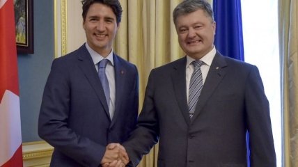 Порошенко поблагодарил Канаду за помощь в лечении пострадавших от агрессии РФ