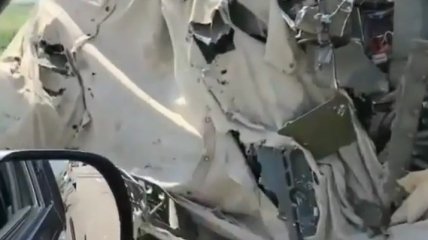 ДРГ или боярышник? В Крыму произошла авария с участием военной техники оккупантов (видео)