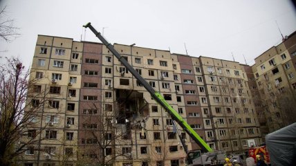 Дрон зруйнував кілька поверхів