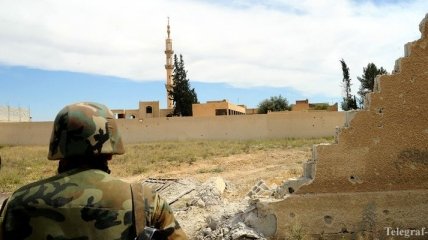 Сирийские военные пытаются освободить из окружения солдат