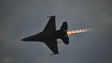 F-16 від Данії прийдуть вчасно