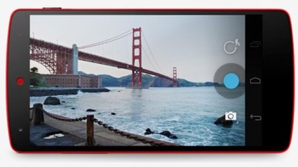 Эталонный Nexus 5 вышел в красном цвете