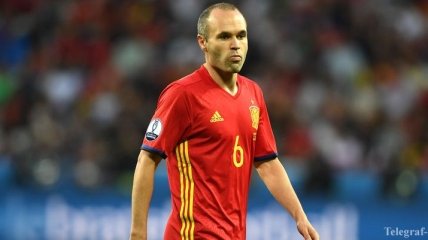 Защитник "Барселоны" Иньеста завершит карьеру в сборной после ЧМ-2018