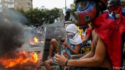 В Каракасе полиция разогнала марш оппозиции против Конституционной ассамблеи