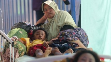 Число жертв землетрясения в Индонезии возросло до 347 человек