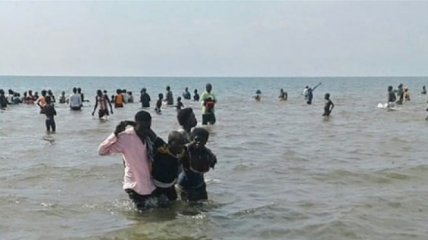 В Уганде из-за опрокидывания лодки погибло минимум 4 человека