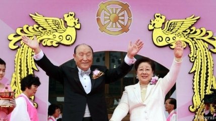 Основатель "Церкви объединения" Мун Сон Мен умер в Южной Корее
