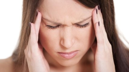 Когда при головной боли следует обратиться к врачу