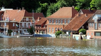 Наводнение в Германии продвигается на север страны