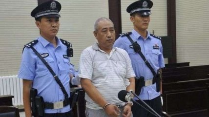 В Китае спустя 30 лет казнили жестокого убийцу и насильника 