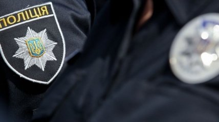Полиция разыскивает грабителя, напавшего на женщину-киоскера в Киеве