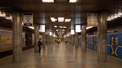 Кличко рассказал, когда возобновят движение на "синей" линии метро: ждать годы не придется
