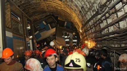 МЧС РФ: Жертвами катастрофы в московском метро стали 22 человека