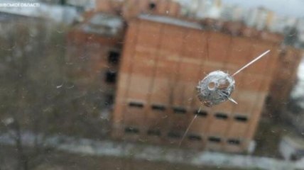 Во Львове подростки из пистолета обстреляли окна жилого дома