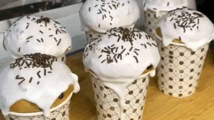 Необычные мини-паски в бумажных стаканчиках