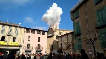 В Испании на фестивале произошел взрыв: есть пострадавшие