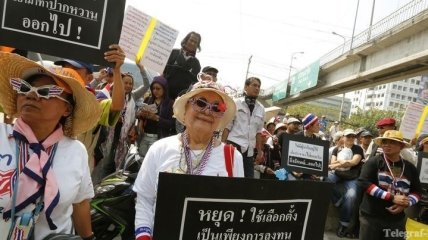 Власти Таиланда дали манифестантам 72 часа