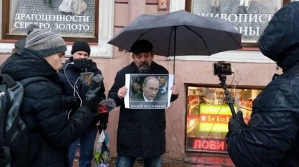 "Кащей бессменный": В России прошли акции против пребывания Путина при власти