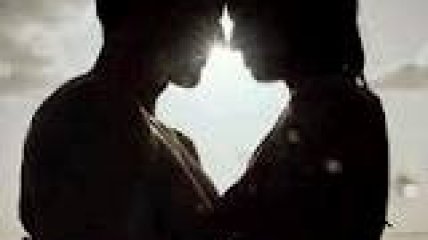 Девушка умерла после первого поцелуя