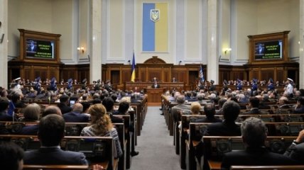 Карасев: Порошенко должен иметь собственное большинство в Раде