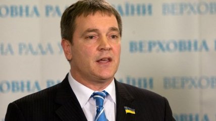 Колесниченко недоволен поправками к языковому закону