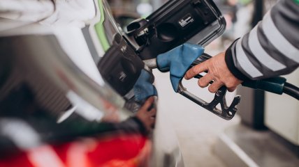Українські АЗС змінили ціни на бензин