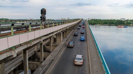 Мост метро в Киеве
