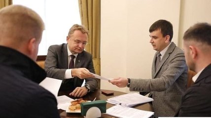Мэру Львова Садовому вручили подозрение