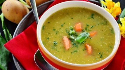 Диетологи подсказали, как похудеть с помощью обычного супа