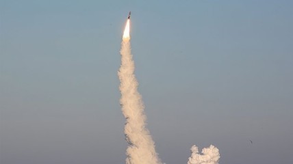 Запуск ракеты "Булава"