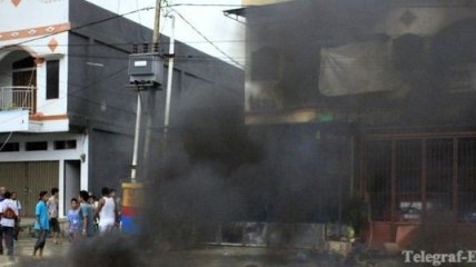 Два взрыва произошли в полицейском участке в Индонезии
