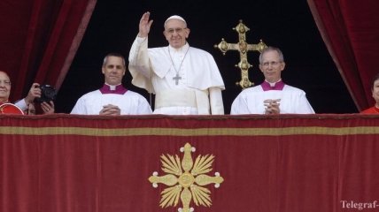 Папа Римский Франциск призвал к миру на Донбассе