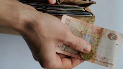 ВР приняла закон, который позволит повысить минималку до 3,2 тыс. грн