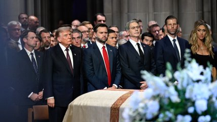 Трамп и Джей Ди Вэнс присутствовали на похоронах сенатора Грэма