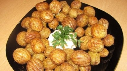 Смачні та ароматні "горішки" з картоплі