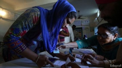 В Индии уже неделю проходят парламентские выборы: проходит последнее голосование