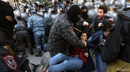 В ЕС прокомментировали протесты в Ереване 