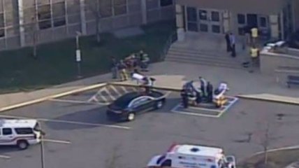 В Резне в Питтсбурге ранены не менее 20 учащихся одной из школ