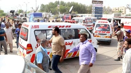 В Пакистане расстреляли автобус: более 40 погибших