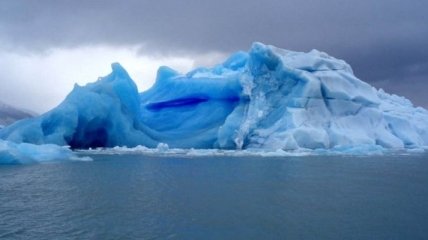 Океанское дно начинает проседать под массой воды тающих ледников 