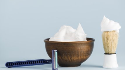 Пена для бритья оказалась универсальным средством