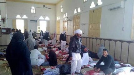 Взрыв в Египетской мечети: убитых больше двух сотен