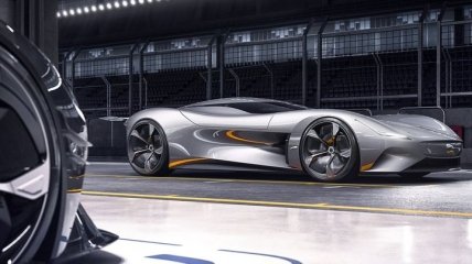 Купе Jaguar ускоряется до 100 км/ч за 2 секунды (Видео)