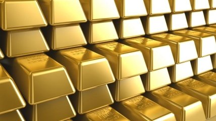 Падение котировок золота может приостановиться