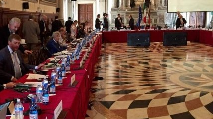 Венецианская комиссия рассмотрит легитимность российской делегации в ПАСЕ