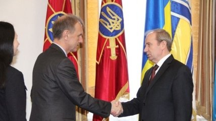 Первый замминистра обороны Украины встретился с сенатором Польши