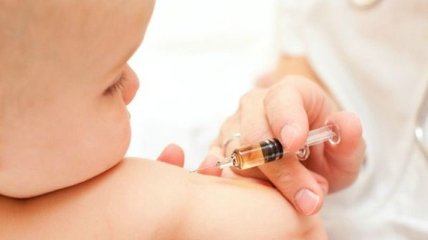 Мифы и факты: прививки детям