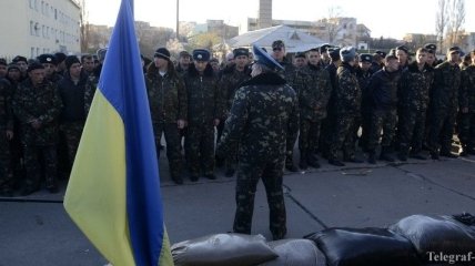 Украинских военных из Крыма вывезут железнодорожным транспортом 