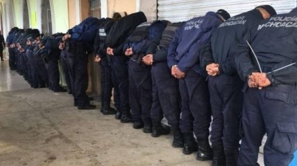 В мексиканском городе были задержаны все полицейские